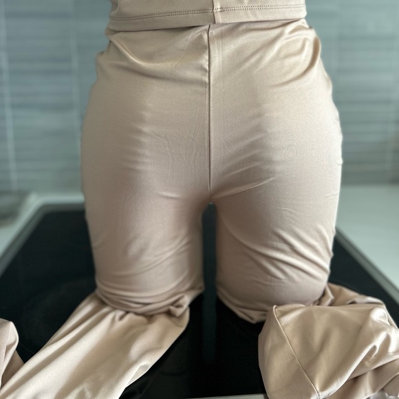 ICON Par Simon Flared Pants - Picture 7 of 7